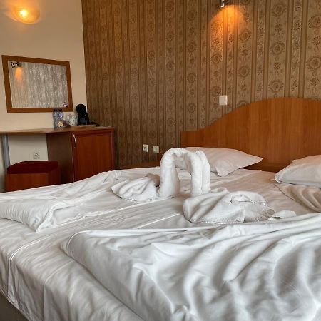 Family Hotel Deykin Slantchev Briag Extérieur photo