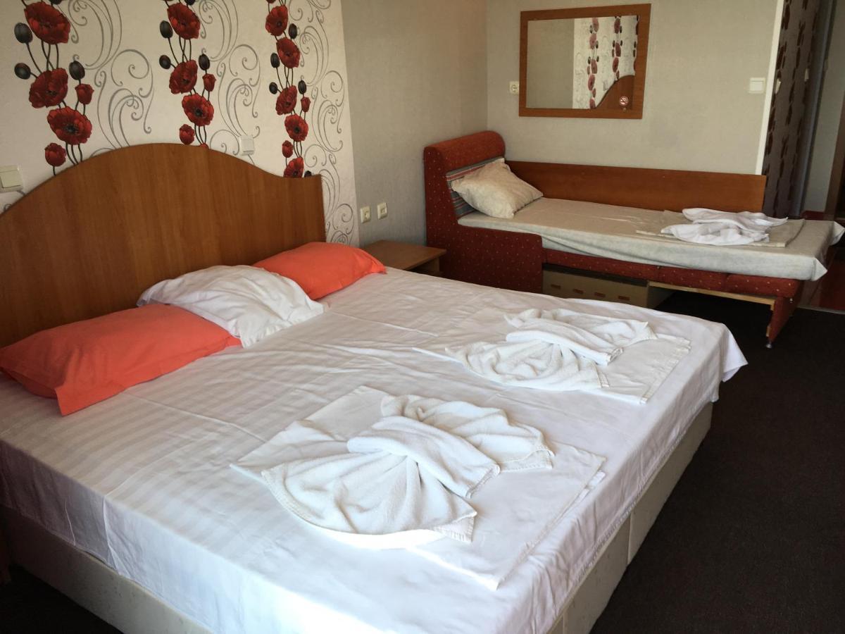 Family Hotel Deykin Slantchev Briag Extérieur photo