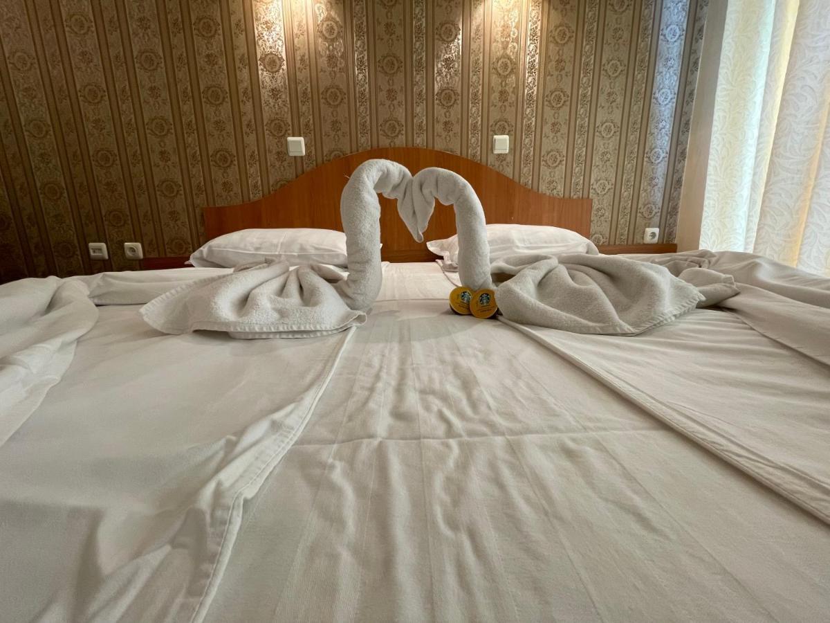 Family Hotel Deykin Slantchev Briag Extérieur photo