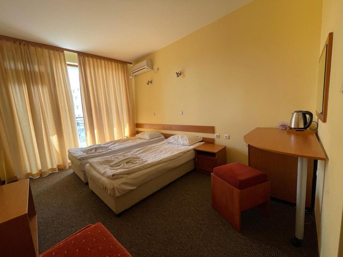 Family Hotel Deykin Slantchev Briag Extérieur photo