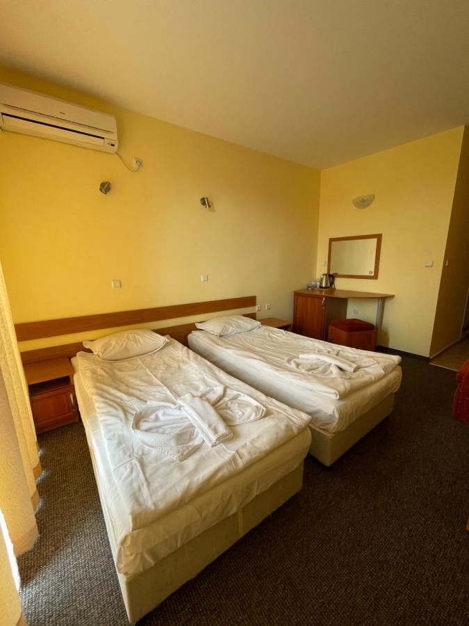 Family Hotel Deykin Slantchev Briag Extérieur photo