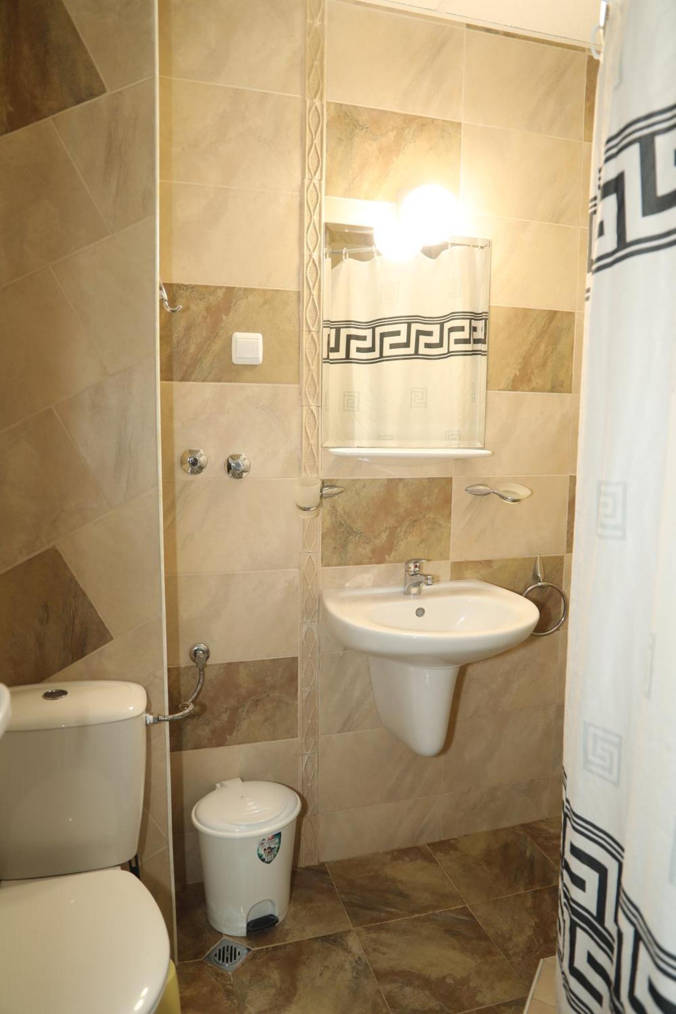 Family Hotel Deykin Slantchev Briag Extérieur photo